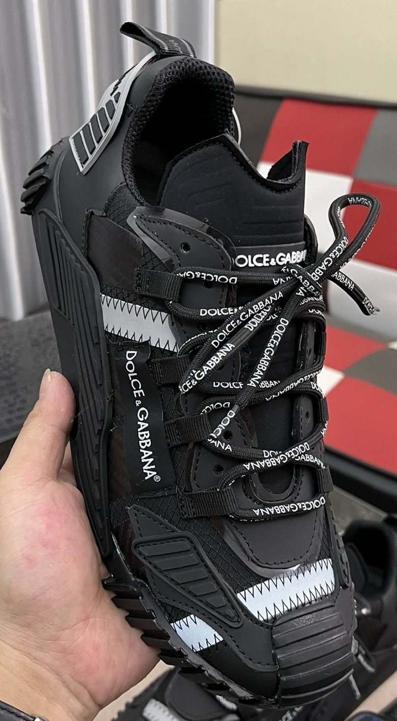 Dolce & Gabbana Black Chunky Sneakers