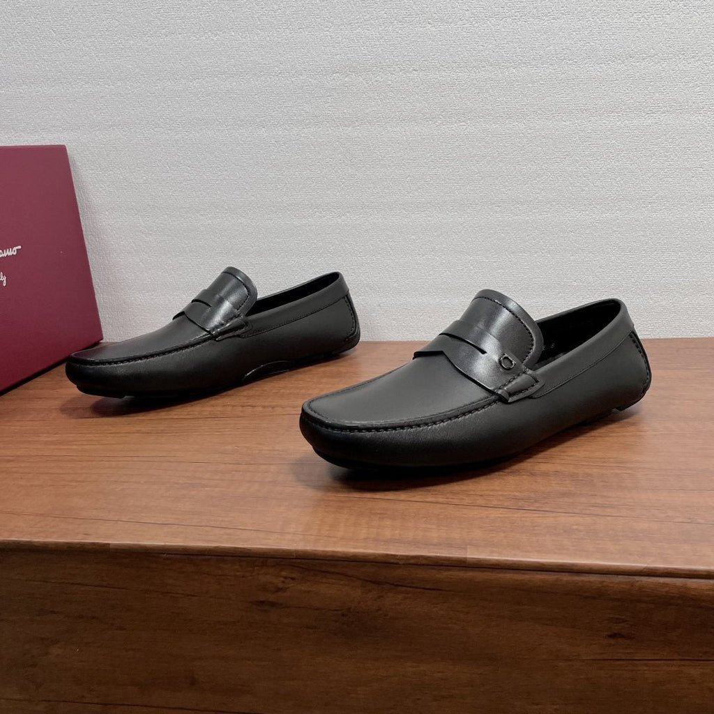 Ferragamo Men's Black Leather Driving Shoes